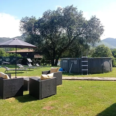 El Nogal De Pria Ferienhaus *